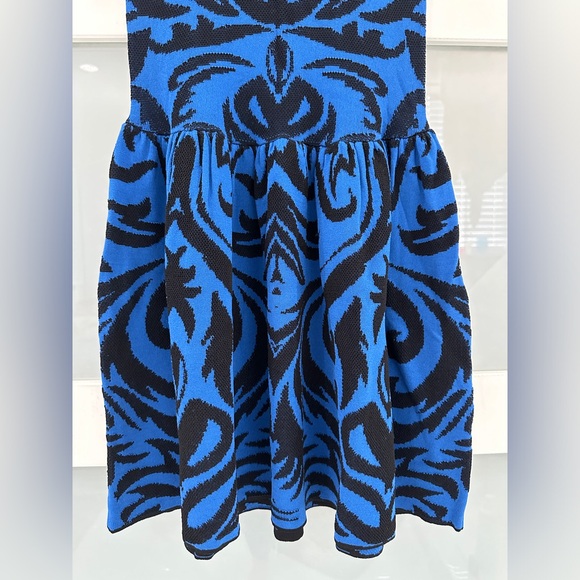 TORN BY RONNY KOBO BLUE BLACK STRETCHY MATERIAL DRESS SIZE SMALL - Picture 6 of 16